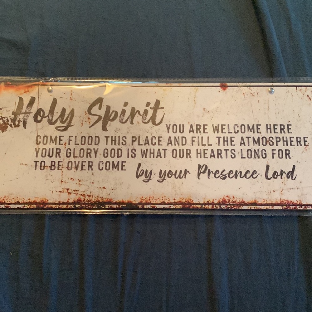 Farmhouse Gospel Sign, Looks like a tin sign, Brand new never out of plastic - Picture 2 of 3